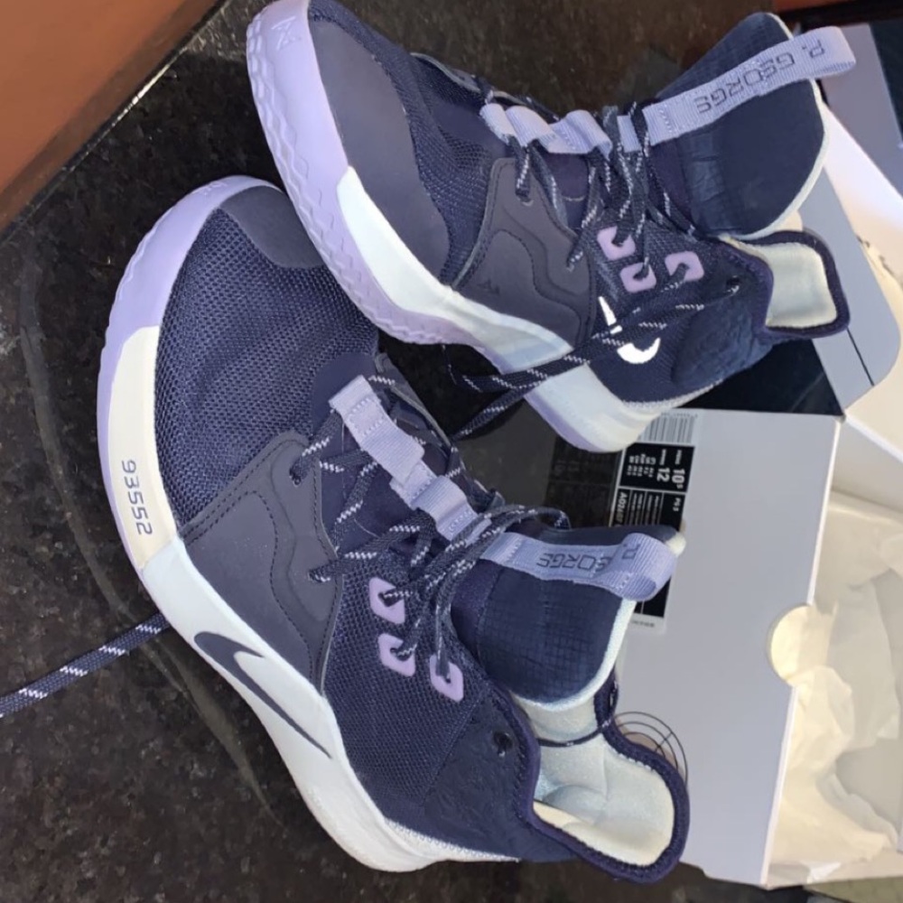PG 3 (Paulette), size 10.5. condition 10/10, worn maybe 3 times